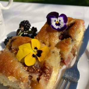 fig and almond traybake surrey